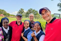 Herbert und Ralph Walterspacher mit Günter Deppisch in Uganda 2025